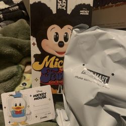 Donald Duck Labubu