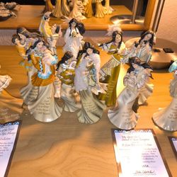 Authenticated Native Figurines, Collectables, Antiques, And Plates Bundle Deal.!!! OBO