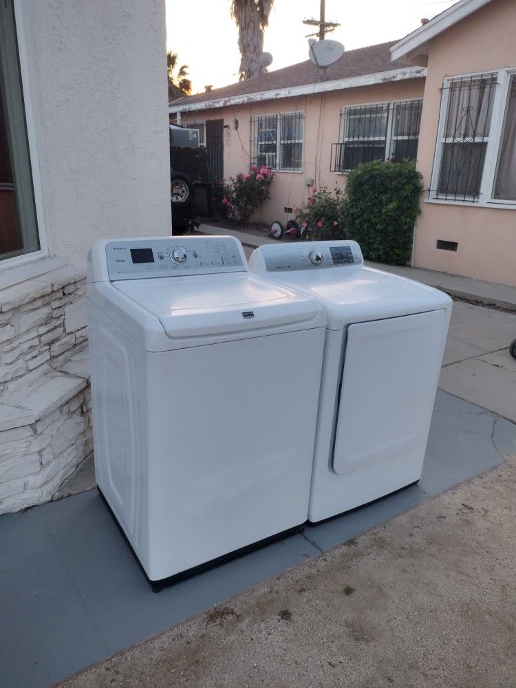 Washer And Gas Dryer 