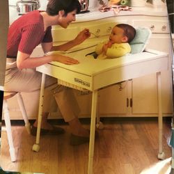 Babee-Tenda, Safest high chair with accessories