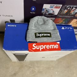 Supreme Box Logo Beanies