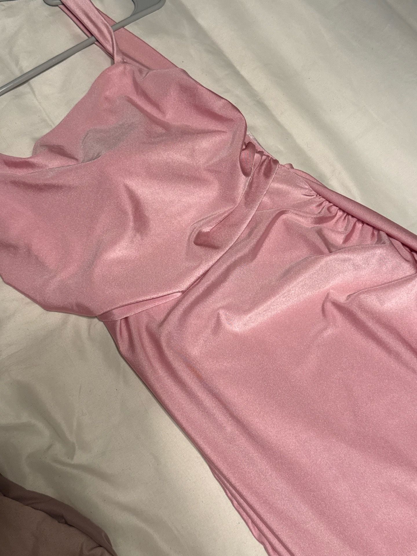 Pink tie back dres