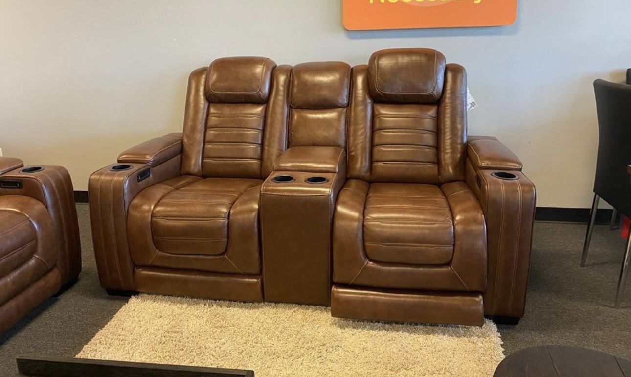 Backtrack Dual Power Leather Reclining Sofa for Sale in Dallas, TX