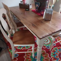 Kitchen Table 4 Chairs 