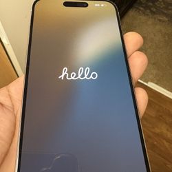 Unlocked iPhone 15 Pro 256g Titanium 