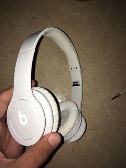 White beats headphones