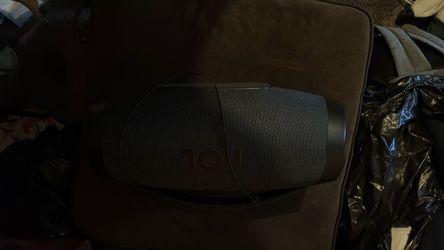 JBL Portable Bluetooth Speaker