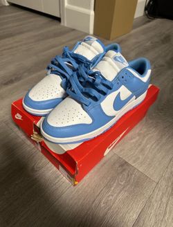 Nike UNC Dunks