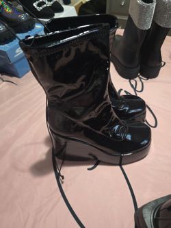 Black Panther leather short boot