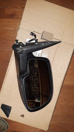 Mirror for 2002 Chevrolet 2500 it is power