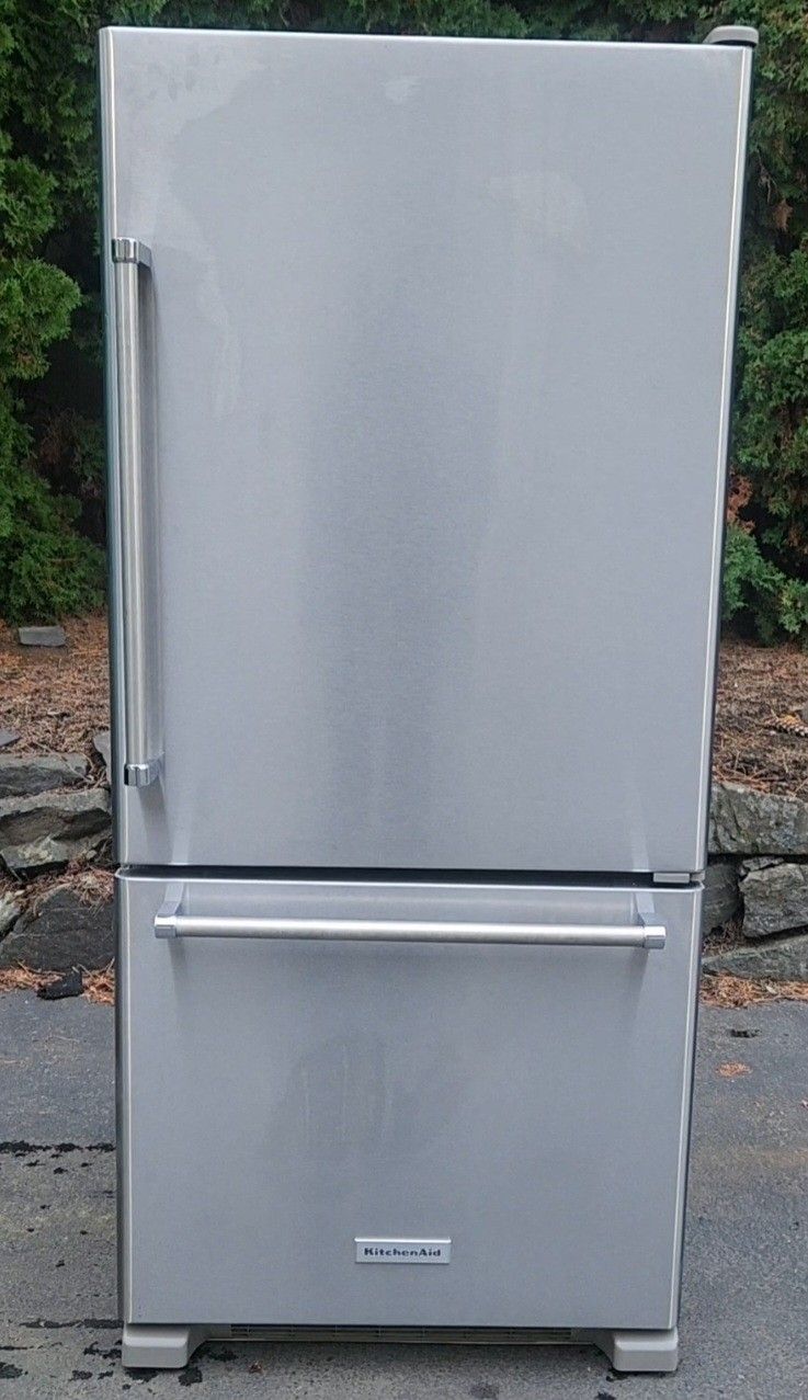 KitchenAid Refrigerator 30 Inches Wide 