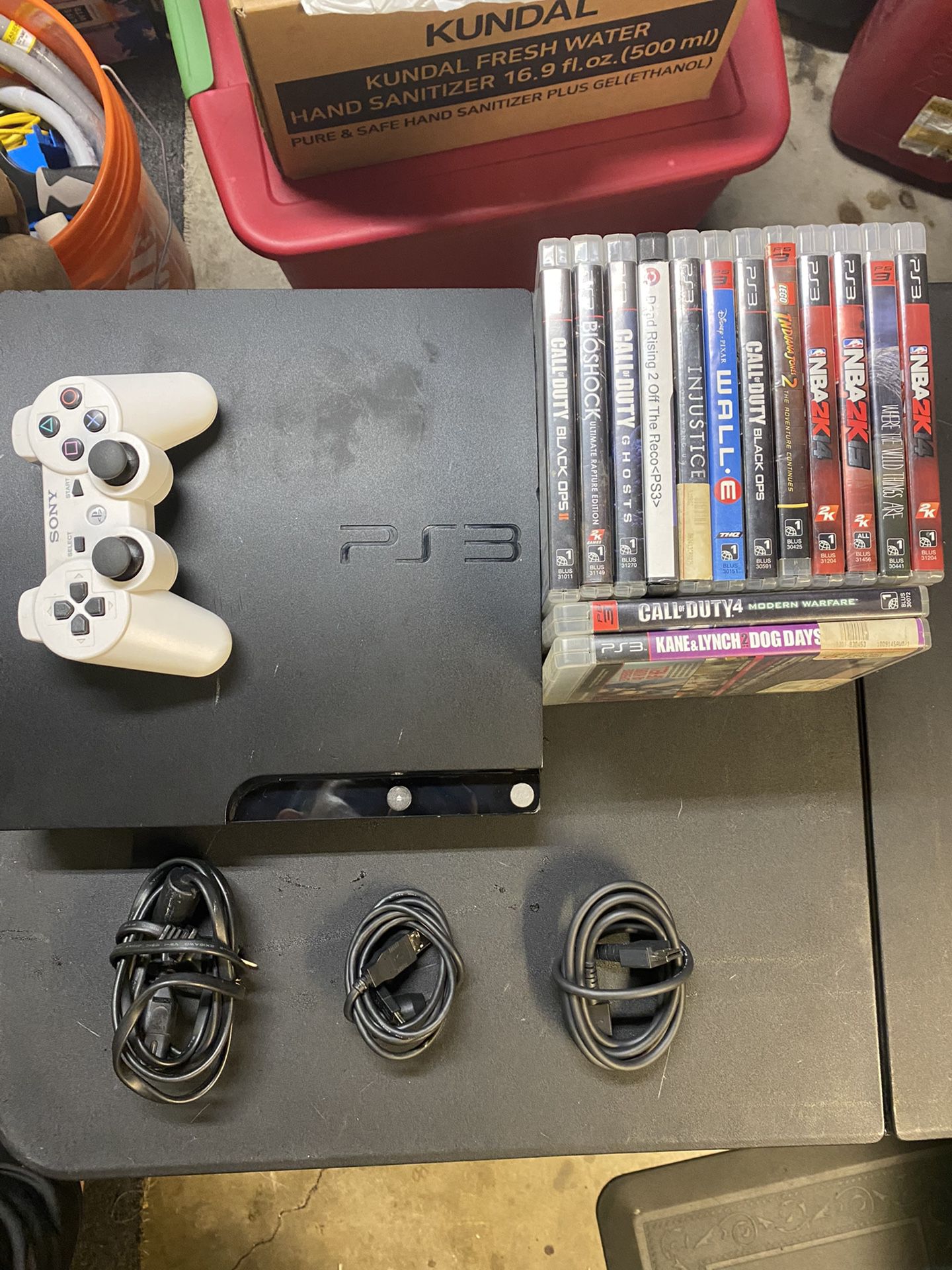 Sony PS3 Slim 250GB (2 Controllers + Games)
