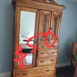 Vintage Wardrobe 