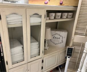 Shabby chic cabinet