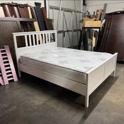 Queen Bed $280