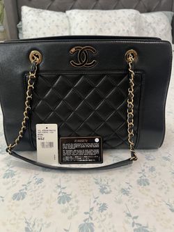 Timeless Elegance: Authentic Black Chanel Handbag for Sale
