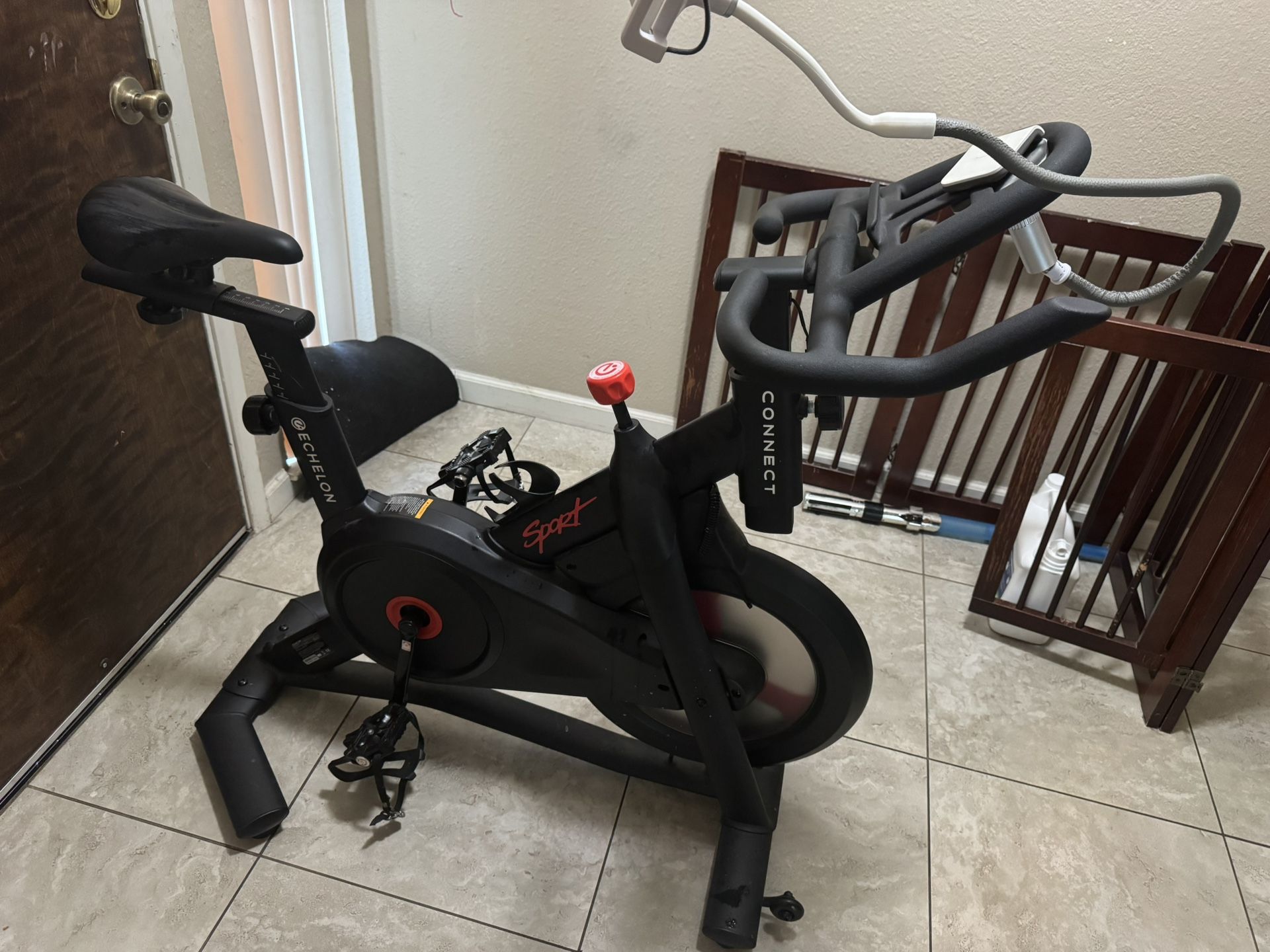 Echelon Sport Connect exercise bike