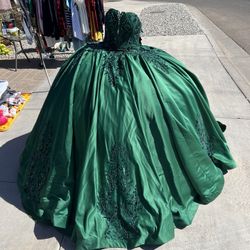 Quinceañera Dress Size m 