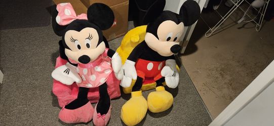 Minnie And Mickey Mouse