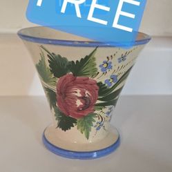 FREE Vintage Italian Floral Vase
