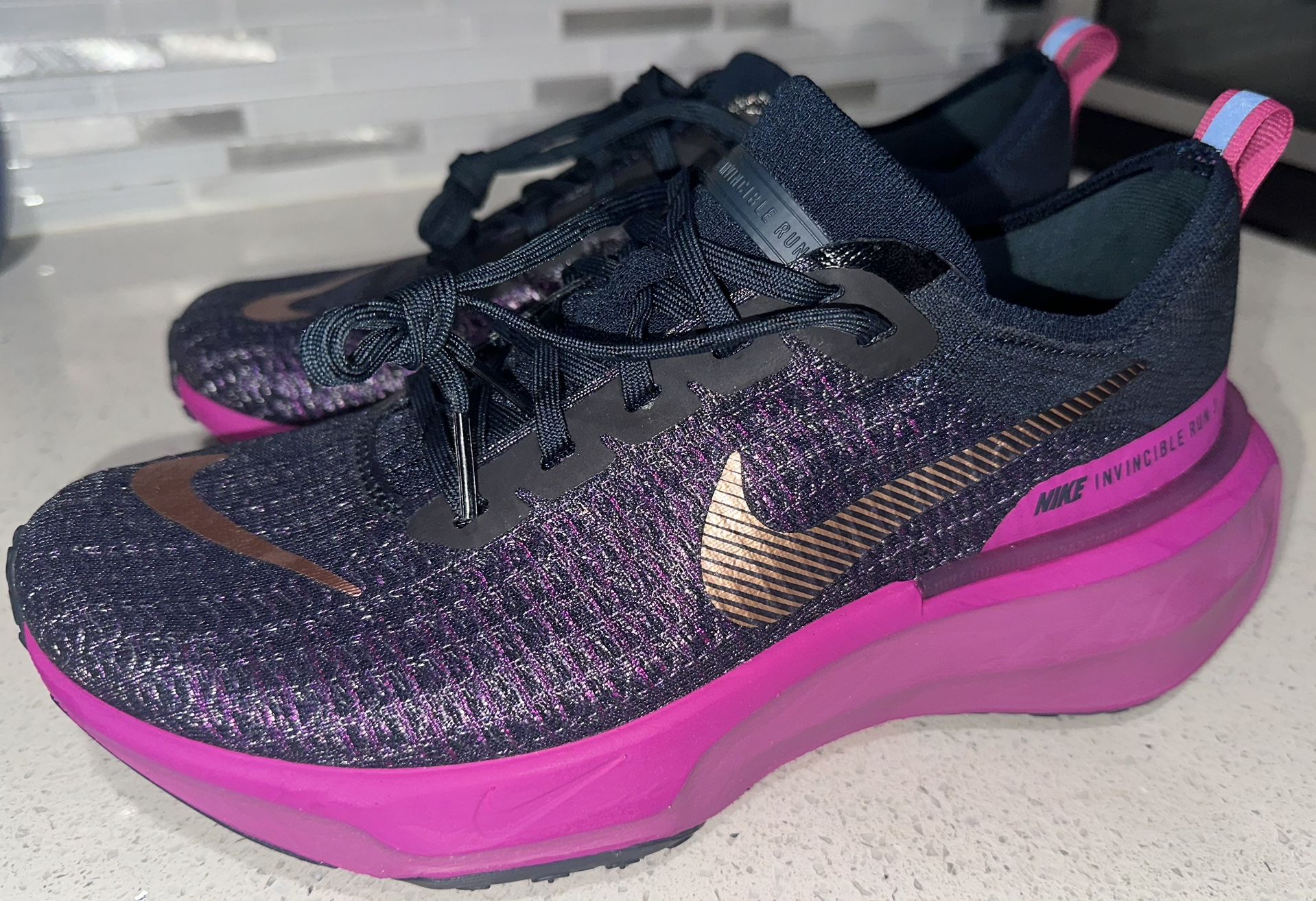 *NEW* Nike ZoomX Invincible 3 Women's Running Shoes