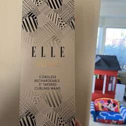 Elle Luxe Curling wand 