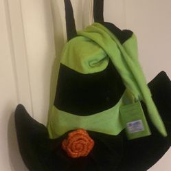 Witch Hat Door Hanger Motion Activated 