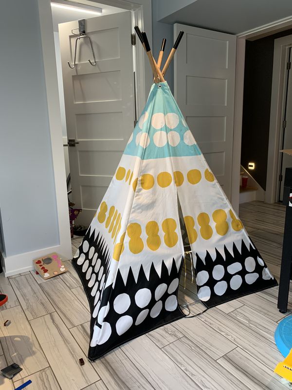 Pottery barn teepee for Sale in Des Plaines, IL OfferUp