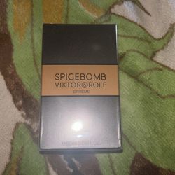 Spicebomb viktor Rolf extreme cologne