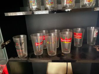 Budweiser Pint Glass Collection – Set of 6
