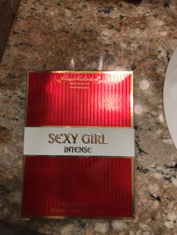 Sexy Girl Intense Perfume