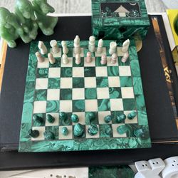 Green Malachite Stone Chess Board with Marble Chess Pieces Handmade Chess board adult Gaming Board 