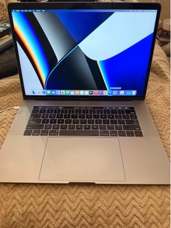 Apple MacBook Pro with touch bar 500GB