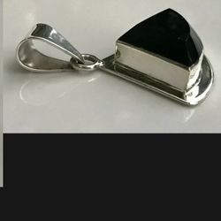 16 GRAMS .925 Sterling Silver MEXICO TAXCO Beautiful Quality Crafted Onyx Pendant