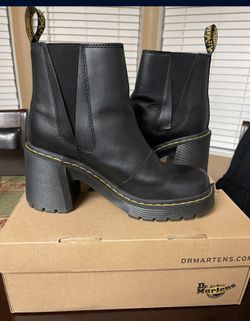 Gently Used Martins Boots Women 