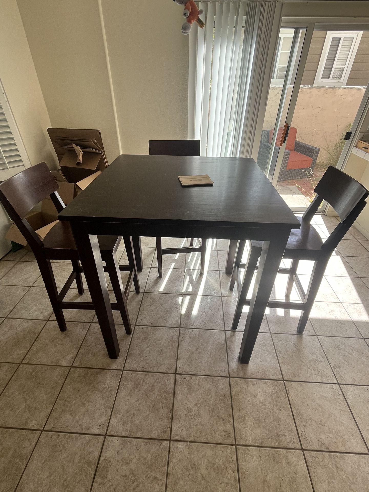 Kitchen Table With 3 Chairs/ Stools