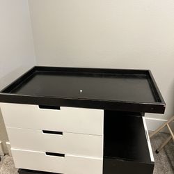 Free Furniture 