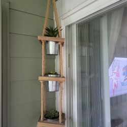 New Indoor/ Outdoor Plant Hanger