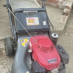 Honda Lawnmower Commercial 216