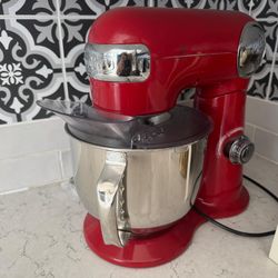 New Cuisinart Stand mixer For Sale