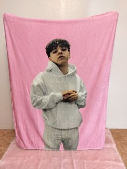 New throw blanket 43inx62 $20