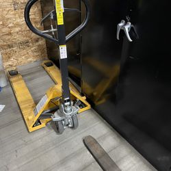 Pallet Jack Used