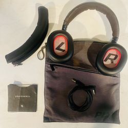 Plantronics Headphones 
