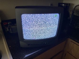 Daewoo TV / television SRT Box Gaming TV for Sale in Mesa