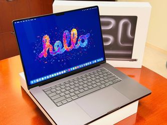 M4 Max Chip 64GB RAM 1TB SSD 16 inch Apple Macbook Pro