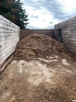 Large Pile of Compost / Mulch horse manure