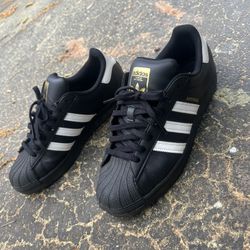 adidas superstars 9.5  