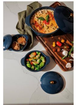 Navy Blue Ceramic Dutch Oven and Mini Cocotte Set