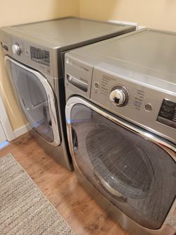 LG Washer Dryer  7.5 Cu