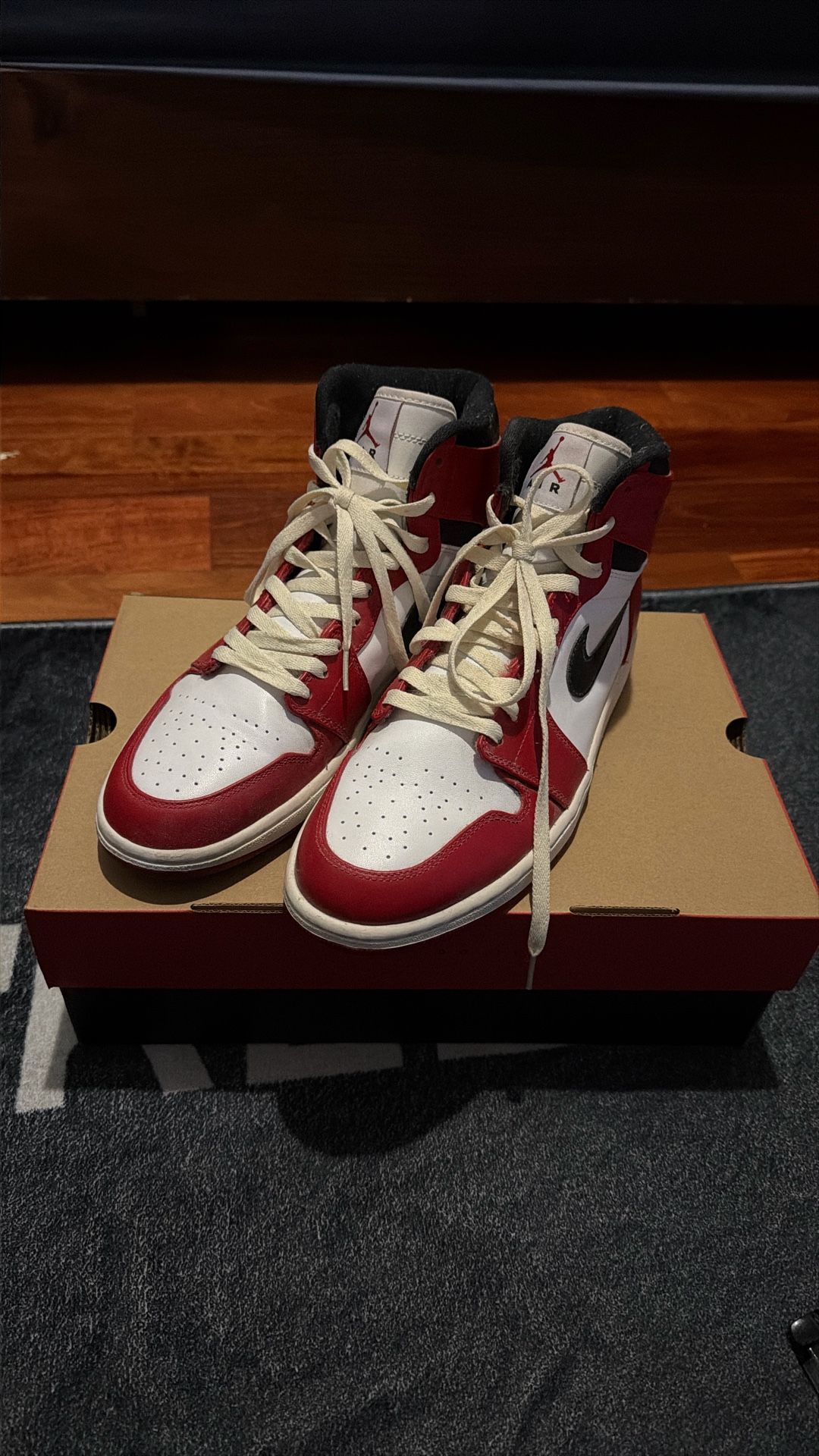 Jordan 1 Chicago 2013 Size 10.5